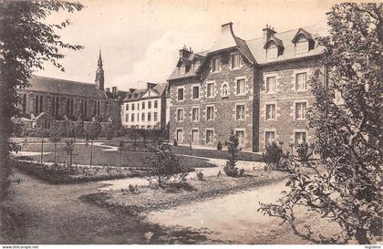 22-CREHEN-N°2119-C/0371