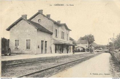 Crémieu La Gare