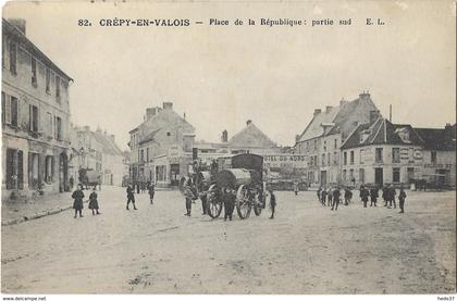 Crépy-en-Valois - Place de la République : partie sud