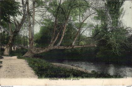 CPA Creteil l'arbre penche