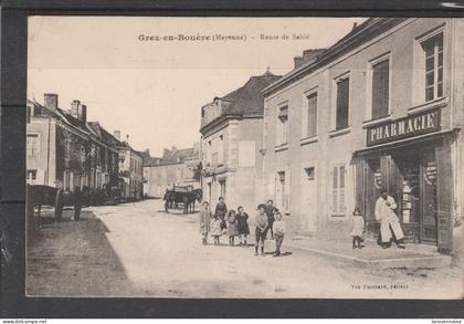 53 - GREZ EN BOUERE - Route de Sablé