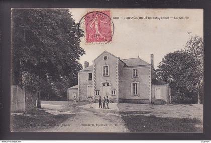 CP 53 GREZ EN BOUERE La mairie