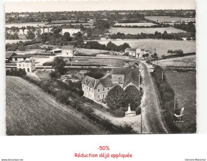 CREZ-en-BOUERE: la gare vue aérienne 10x15 - très bon état