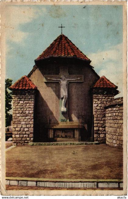 CPA DESVRES Calvaire de la Belle Croix (405140)