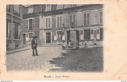 DEUIL LA BARRE - Statue Martin