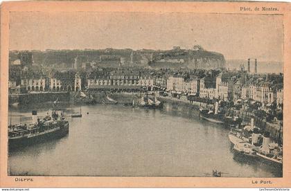 [-5%] FRANCE - Dieppe - Port - Bateau - Transport - Falaise - Quai - Ville - Usine - animé - Carte postale ancienne