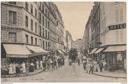 PARIS 07 - La Rue Cler