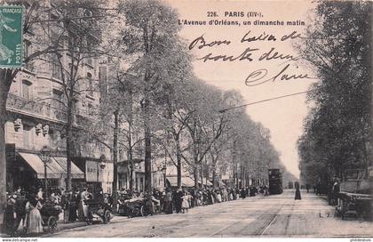 PARIS 14 arrondissement  avenue d'Orleans un dimanche matin