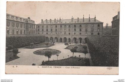 PARIS 20 - HOPITAL TENON - COUR D'HONNEUR