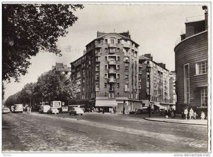 PARIS      -      Le Boulevard Davout.