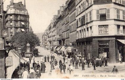 PARIS RUE DE TURENNE