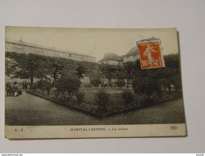 PARIS 07 EME-HOPITAL LAENNEC LES JARDINS ELD