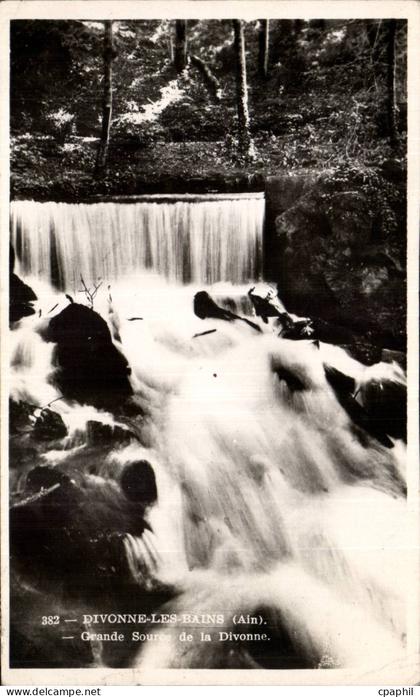 CPSM Divonne les Bains Grande source de la Divonne