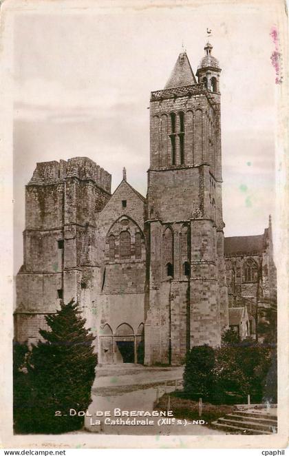 CPA Dol de Bretagne La Cathedrale
