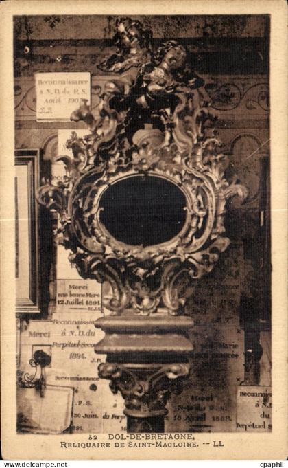 CPA Dol De Bretagne reliquaire de Saint Magloire