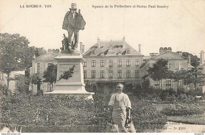 A3044 la roche sur yon  square de la préfecture