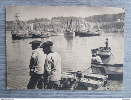 Cpa Douarnenez (29) pêcheurs de sardines