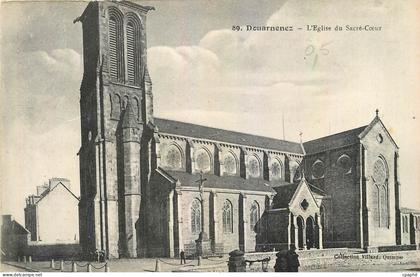 CPA Douarnenez L'Eglise du Sacre Coeur