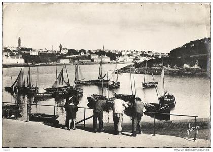 CPSM Douarnenez - Le Port de Tréboul