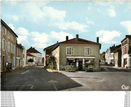Doulevant le château - la place