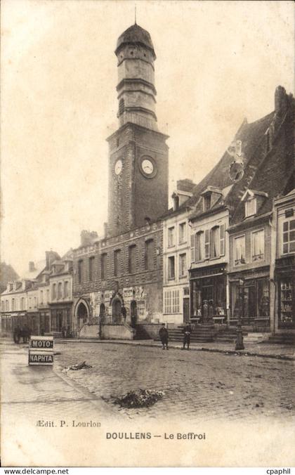 CPA Doullens Le Beffroi Moto Naphta
