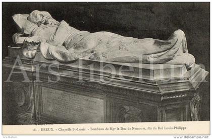 CPA / postcard / France / Chapelle royale / Dreux / chapelle Saint-Louis / tombeau de Louis d'Orléans, duc de Nemours