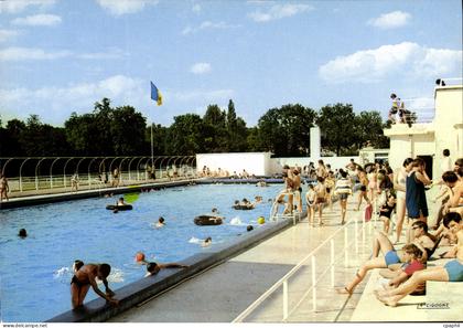 CPSM Dreux La Piscine