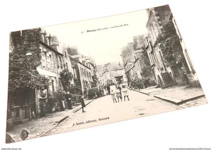 50  Ducey  La Grande-Rue