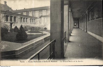 CPA Paris Ecole Natinale d'Arts et Metiers La Grand Salle et le Jardin