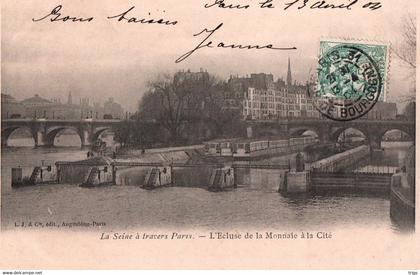 Paris - la Seine: l'Écluse de la Monnaie à la Cité
