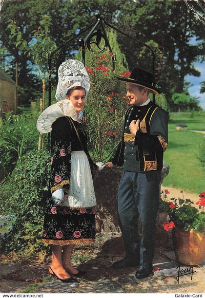 29 ELLIANT COIFFES ET COSTUMES D ELLIANT