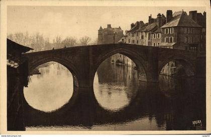 CPA Espalion Le Vieux Pont