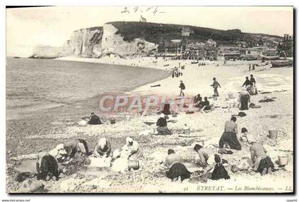 CPA Etretat Les Blanchiesseuses