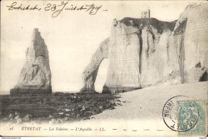 CPA Etretat les Falaises l'Aiguille