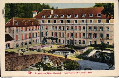 CPA Evaux Les Bains Les Sources Et Le Grand Hotel