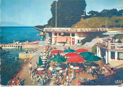 CPM Evian les bains 2046 la plage