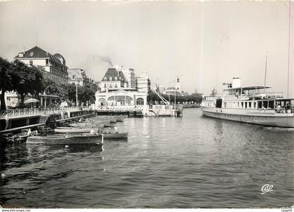 CPSM Evian les Bains le Port