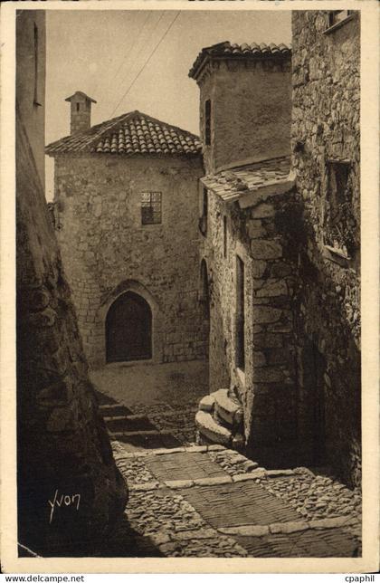 CPA Eze Vieilles Maisons