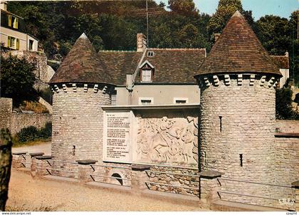 CPM Falaise La Fontaine d'Arlette