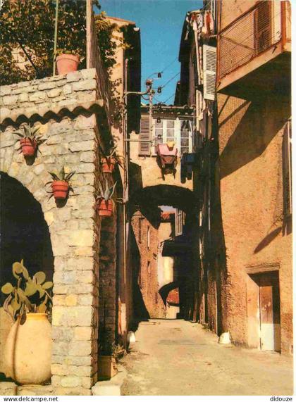 Carte Postale - 83 - Fayence - Vieille rue - CPM - Voir Scans Recto-Verso