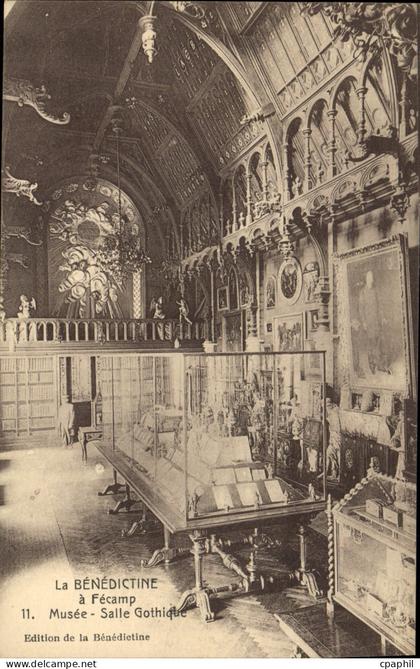 CPA La Benedictine a Fecamp Musee Salle Gothique