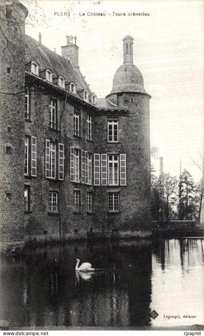 CPA Flers Le Chateau Tours crenelees
