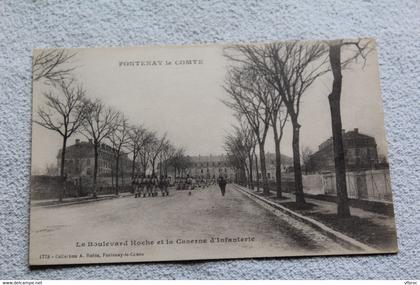 Fontenay le Comte, le boulevard et la caserne d'infanterie, Vendée 85, Militaria