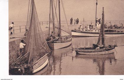 FOURAS LES BAINS(BATEAU DE  L ILE D AIX)