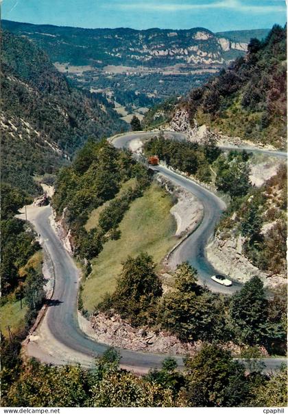 CPSM La Franche Comte Route de Saint Claude a la Faucille par Mijoux les lacets de Septmoncel