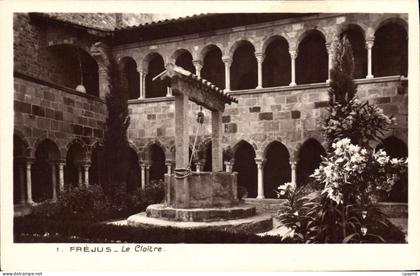 CPA Frejus Le Cloitre
