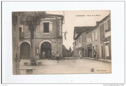GABARRET PLACE DE LA MAIRIE (PETITE ANIMATION)