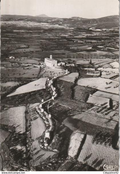 GIGNAC (34) Vue Aérienne sur l'Abbaye de Gignac  CPSM GF