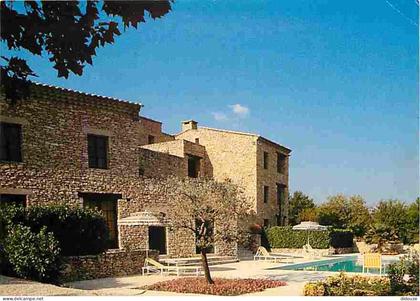 84 - Gordes - Le Mas des Herbes Blanches - Piscine - CPM - Voir Scans Recto-Verso