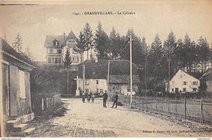 90-GRANDVILLARD- LE CALVAIRE